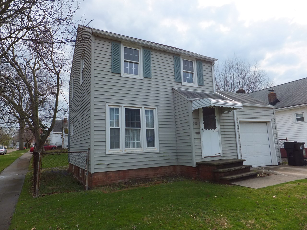 5801 Northcliff Ave