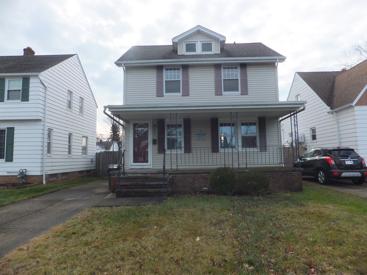 8301 Fernhill Ave